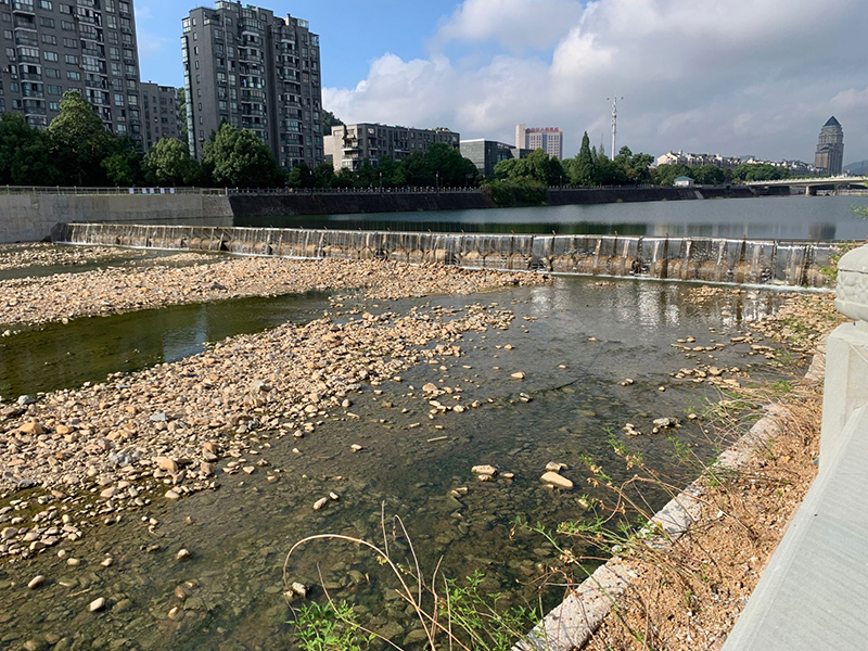 气盾坝、橡胶坝冬季运行（除冰系统）